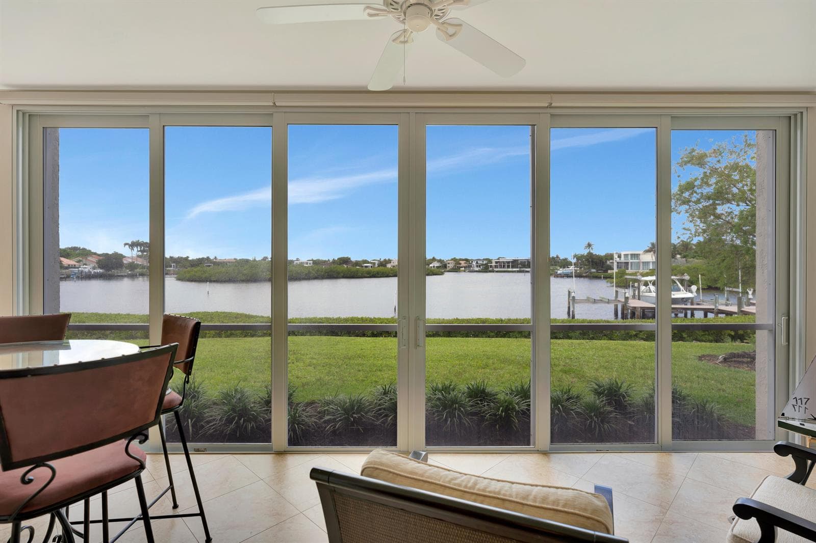 2704 Captains Way photo 15