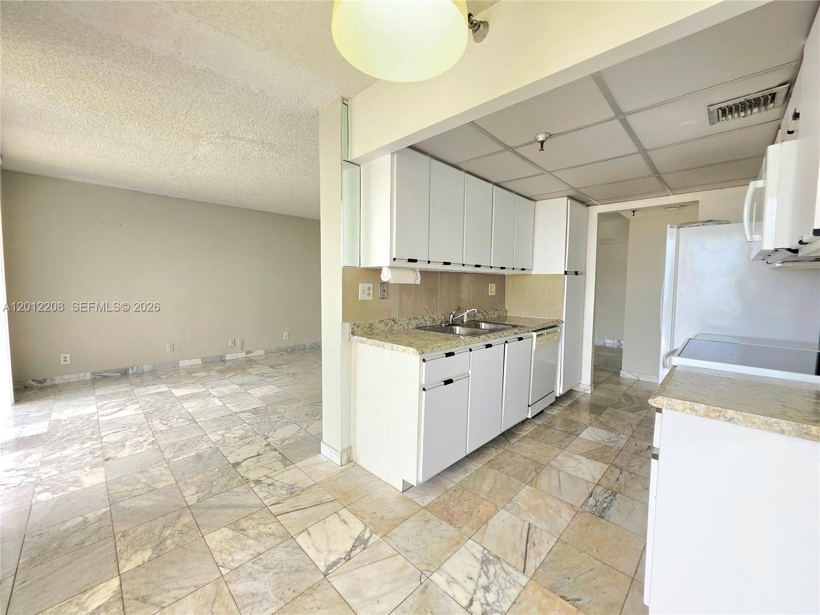 290 174th St 1517 photo 9