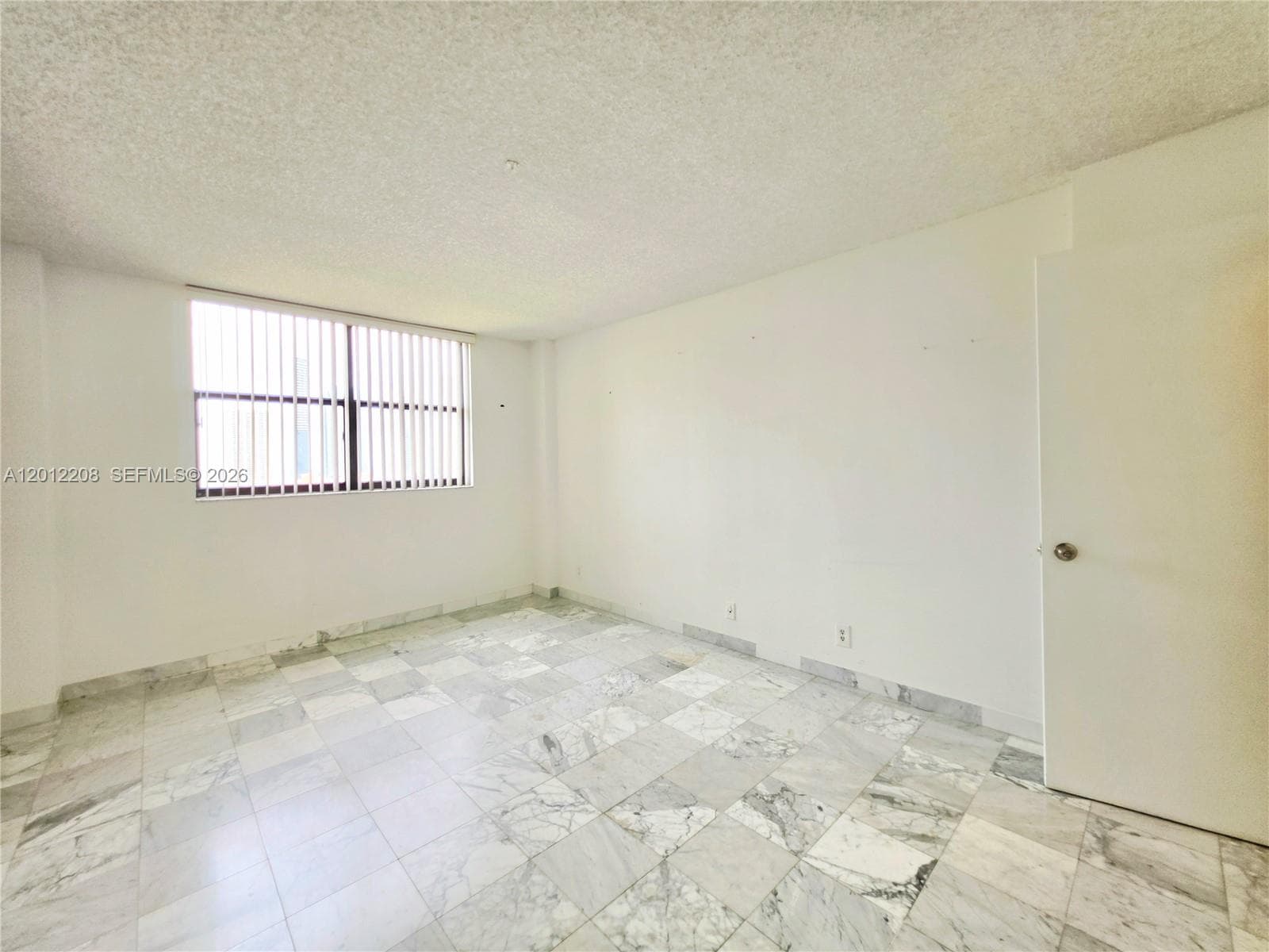 290 174th St 1517 photo 24