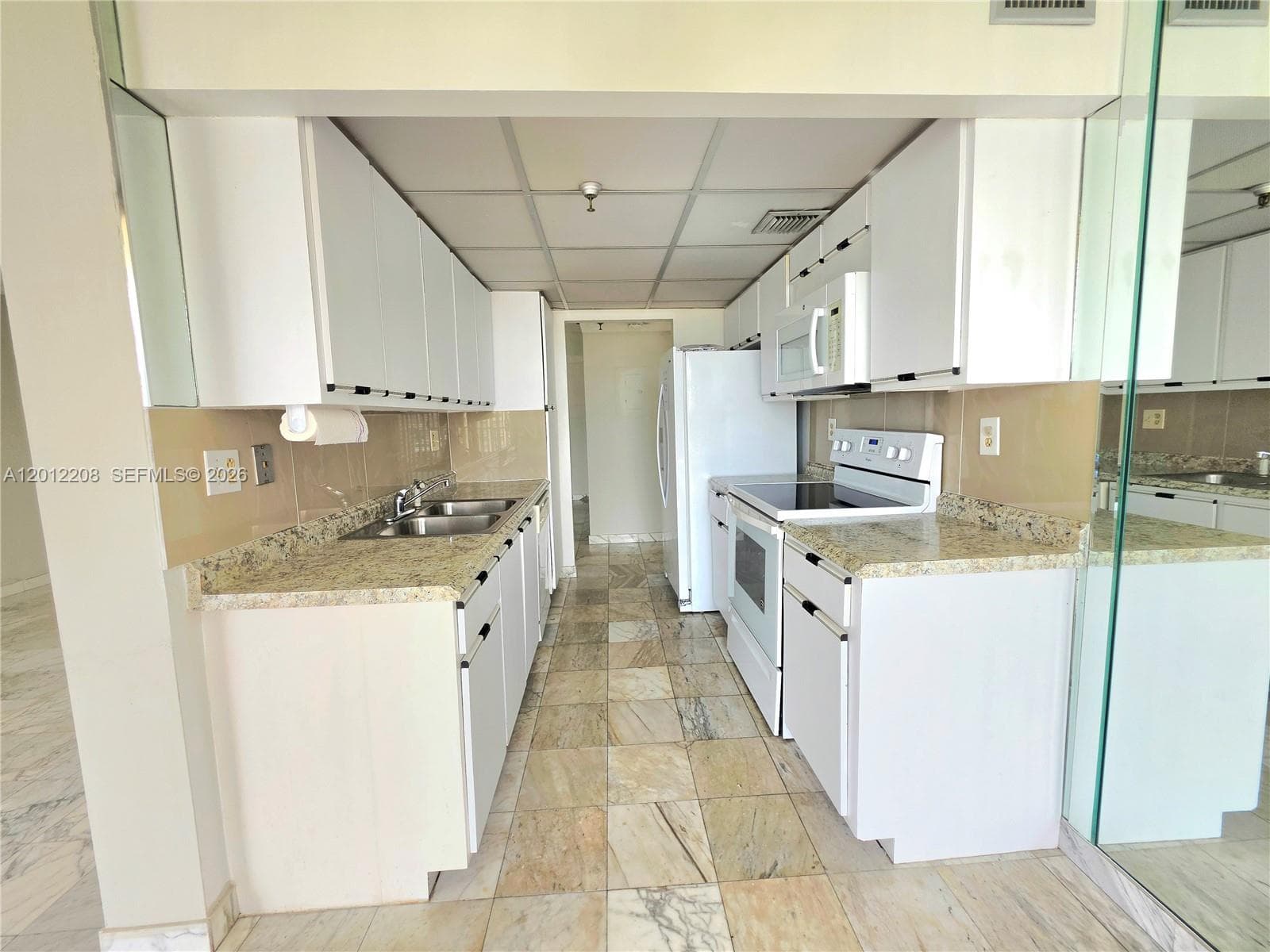 290 174th St 1517 photo 10
