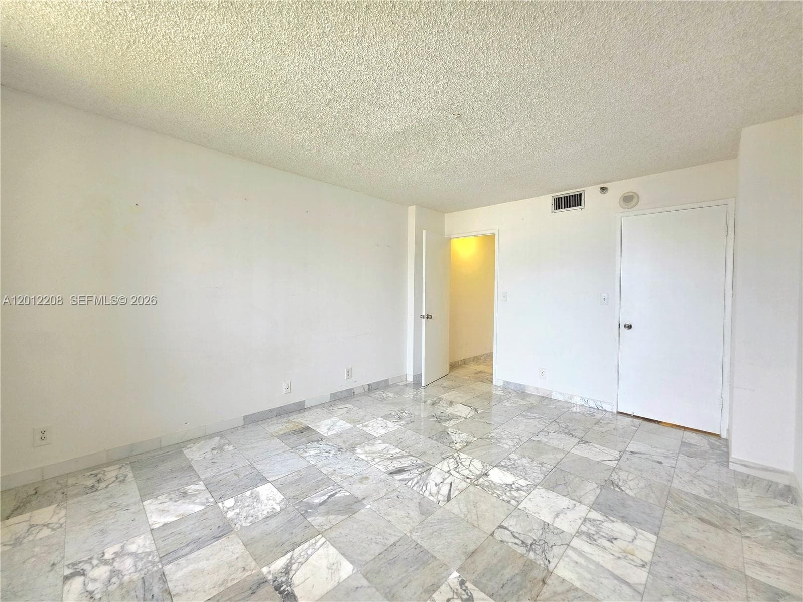 290 174th St 1517 photo 25