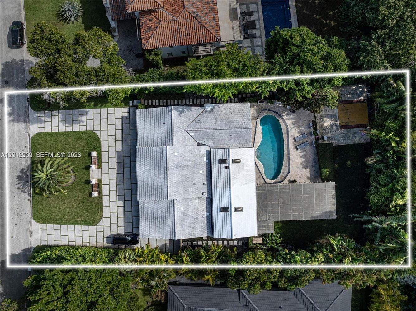 530 Sabal Palm Rd photo 1