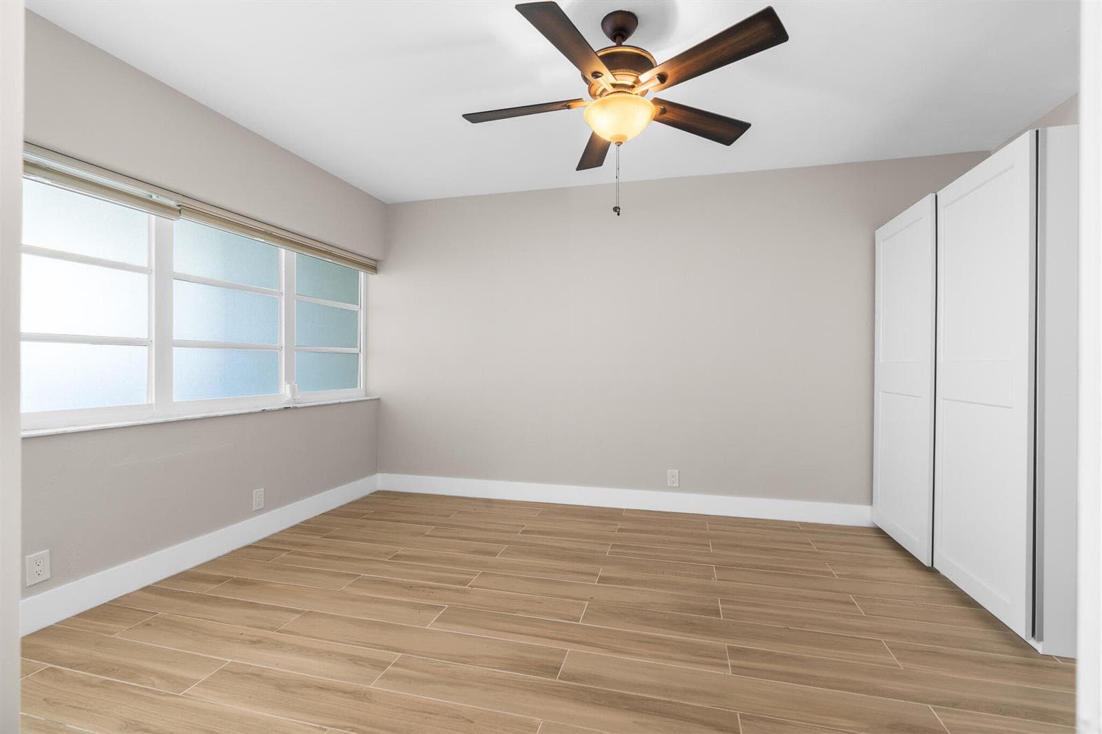 3200 NE 36th Street 619 photo 25
