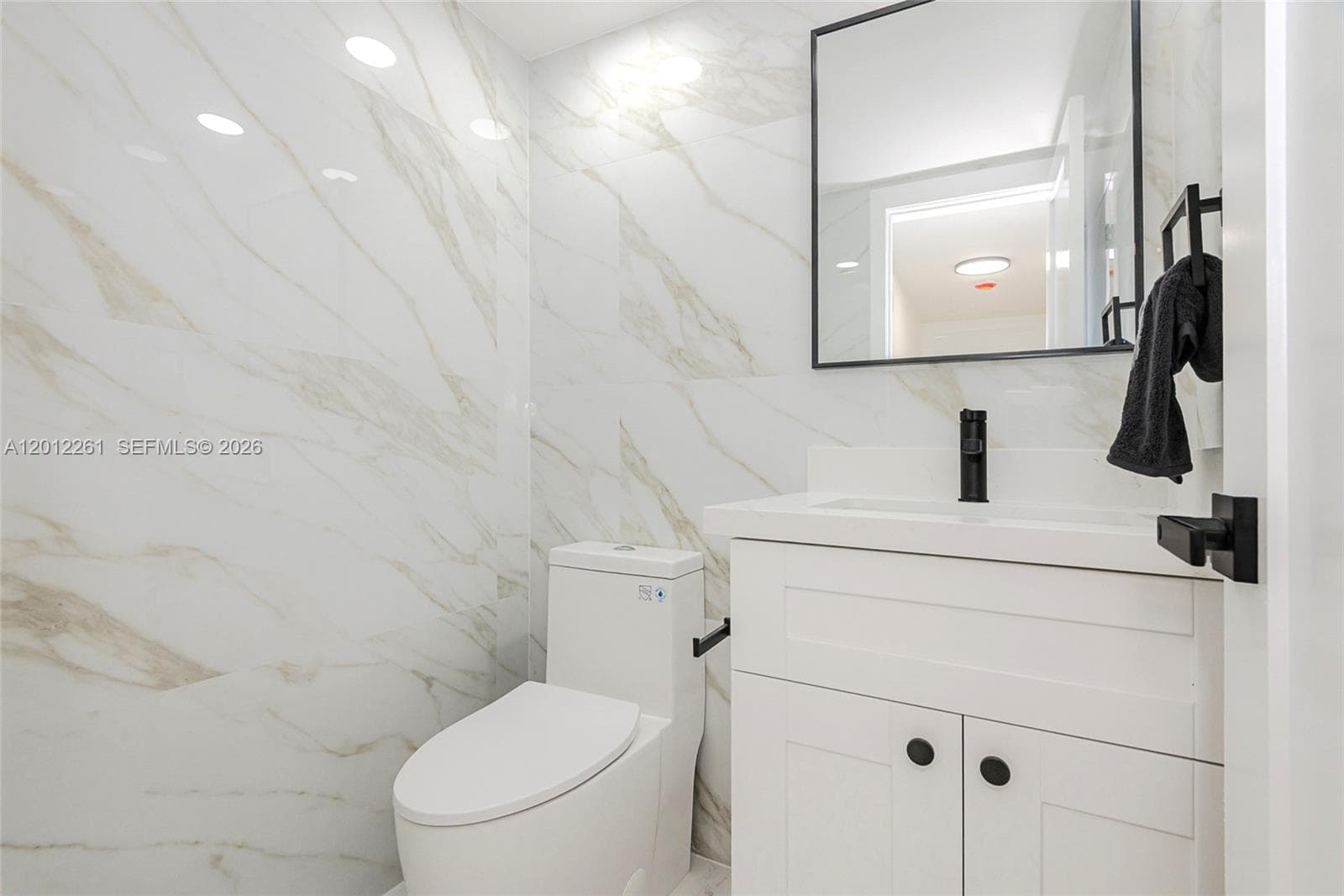 4010 Galt Ocean Dr 1207 photo 18