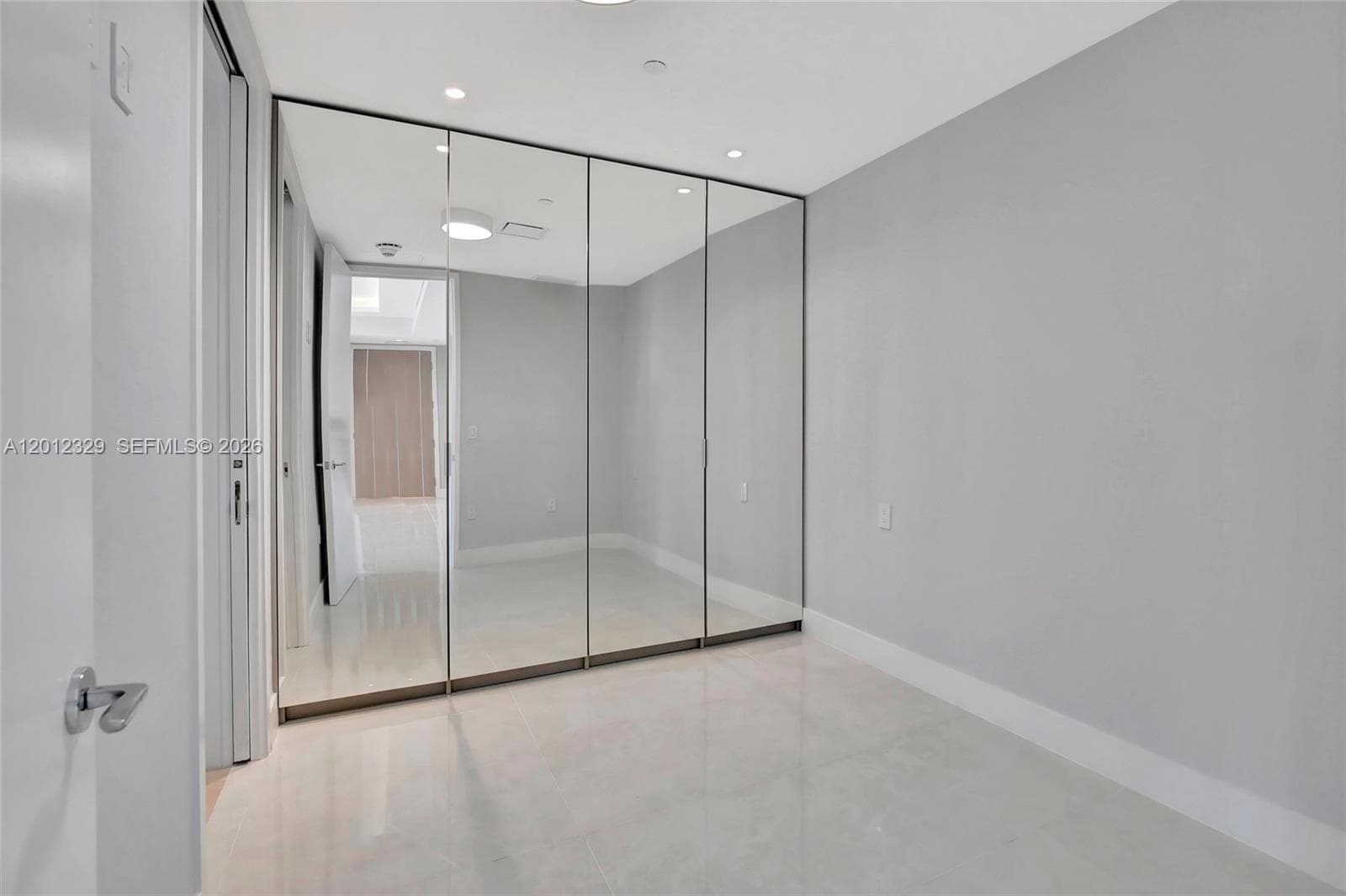 15701 Collins Ave 3804 photo 12
