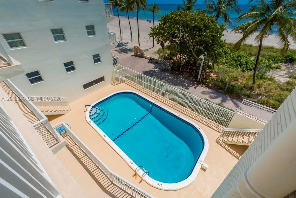 901 Surf Rd 404 photo 18