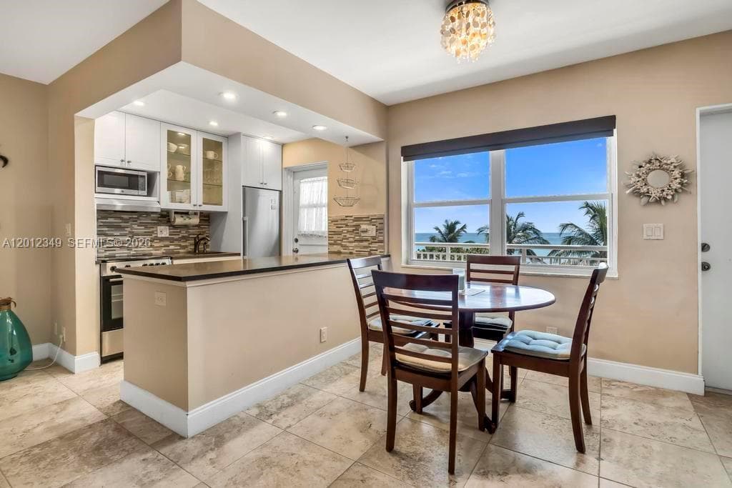 901 Surf Rd 404 photo 8