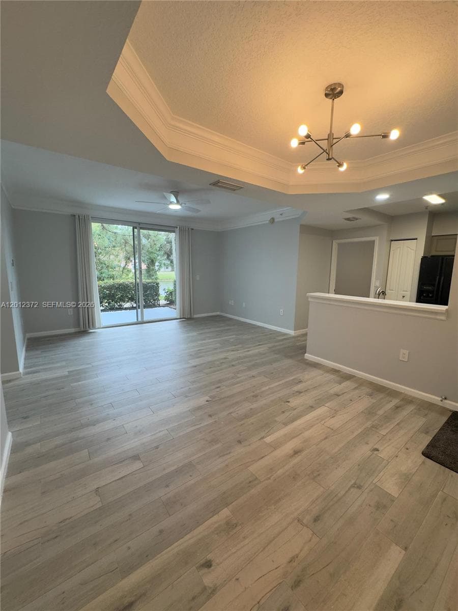 2042 Alta Meadows Ln 1712 photo 1