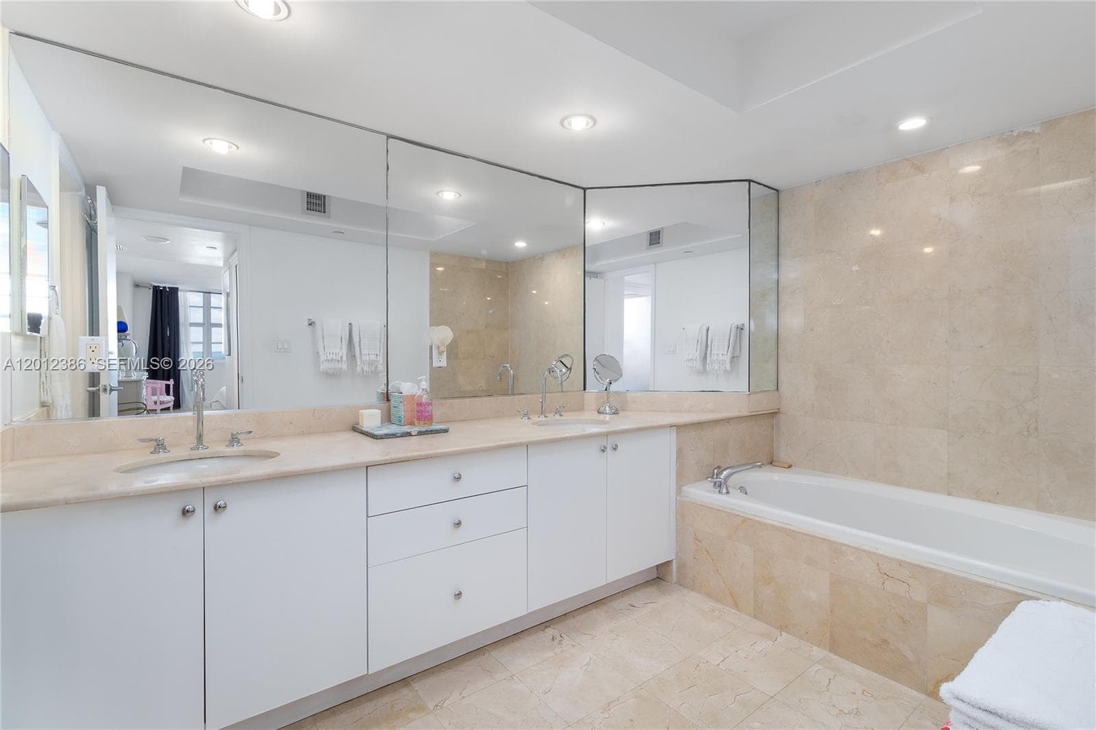 6917 Collins Ave 715 photo 14