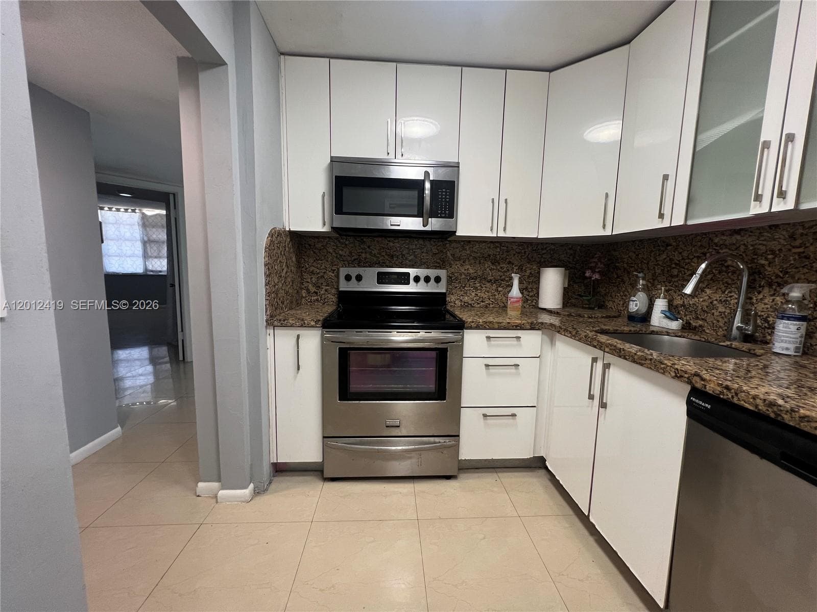1801 Ocean Dr 535 photo 2