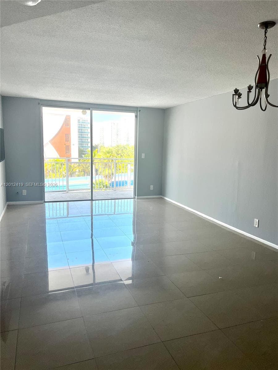 1801 Ocean Dr 535 photo 6