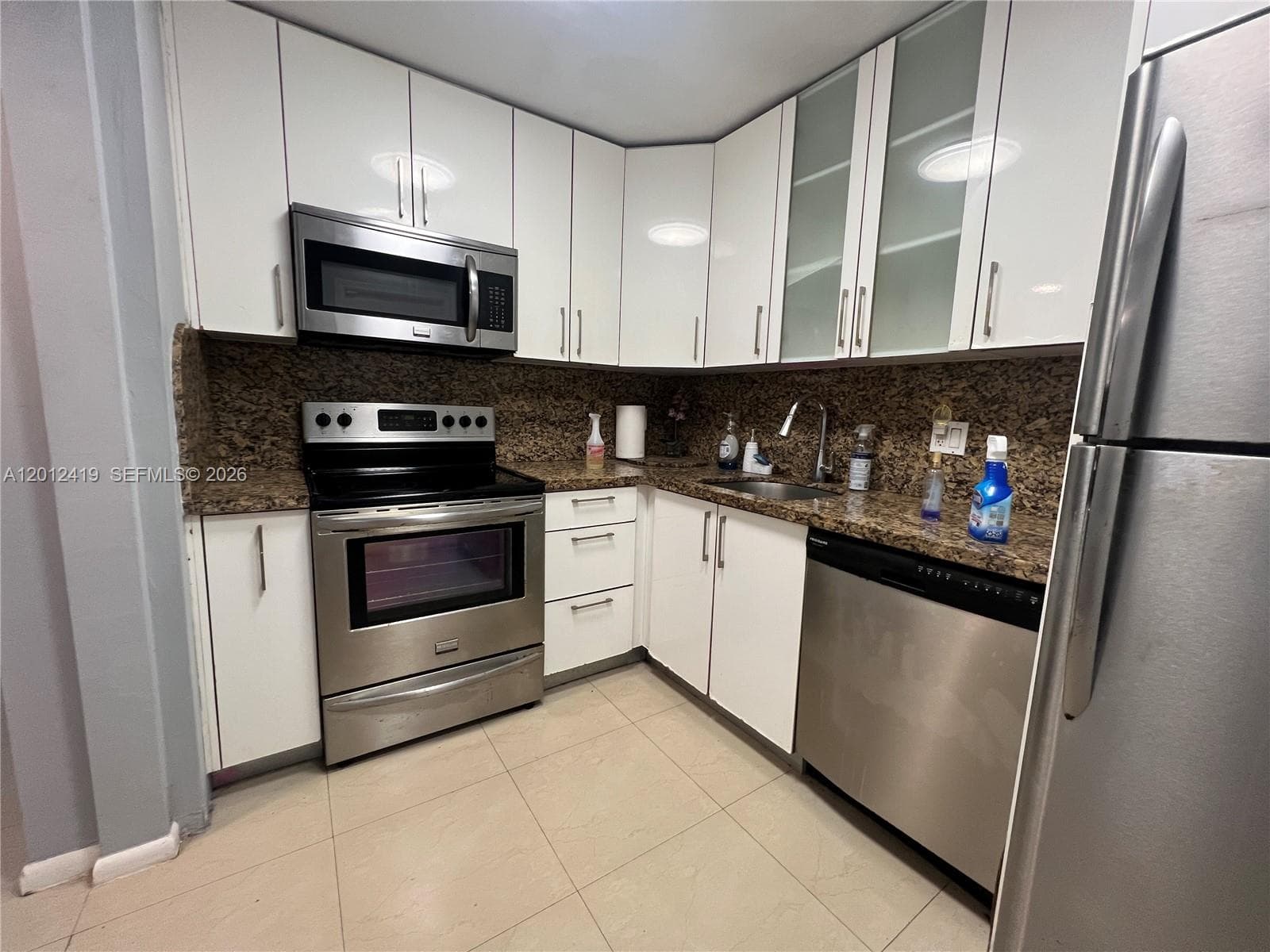 1801 Ocean Dr 535 photo 1
