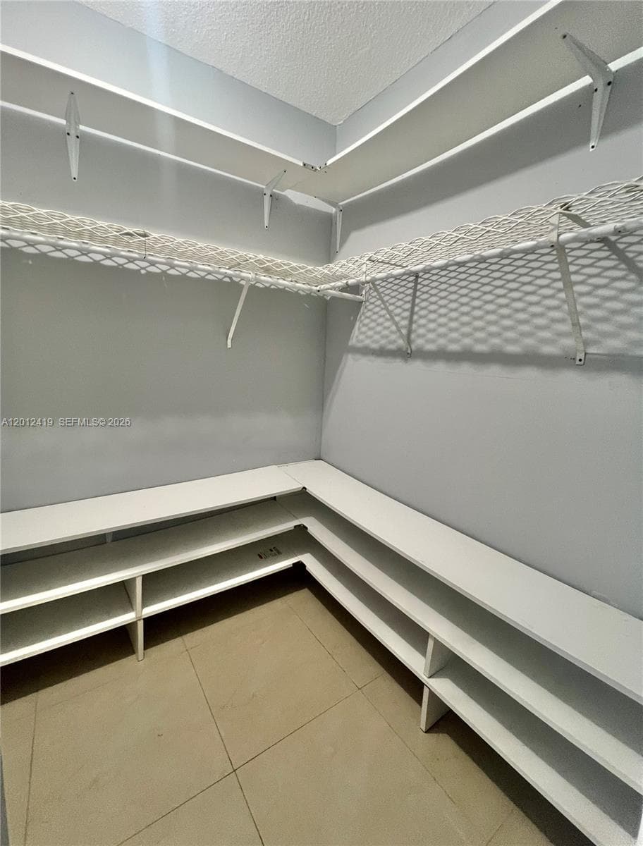 1801 Ocean Dr 535 photo 11