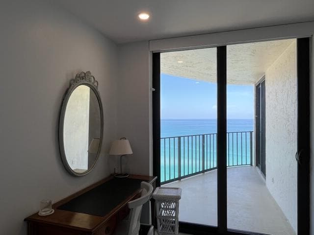 5420 N Ocean Drive 1705 photo 23