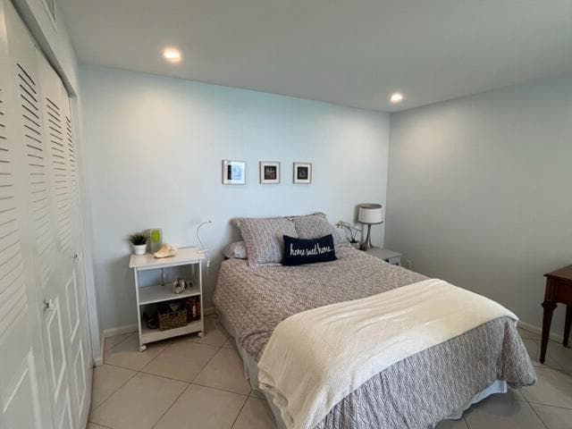 5420 N Ocean Drive 1705 photo 22