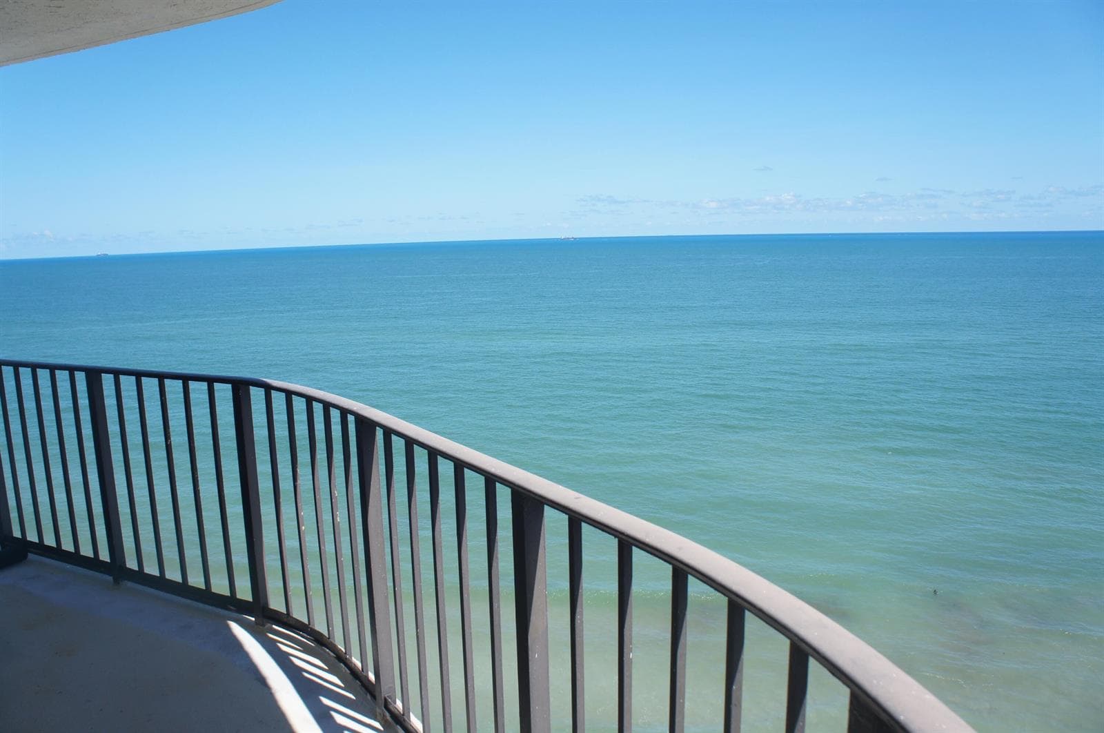 5420 N Ocean Drive 1705 photo 14