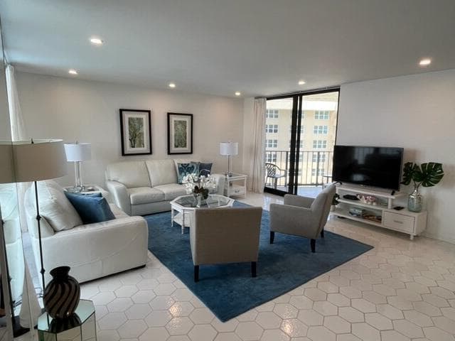 5420 N Ocean Drive 1705 photo 11