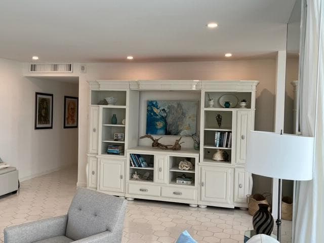 5420 N Ocean Drive 1705 photo 19