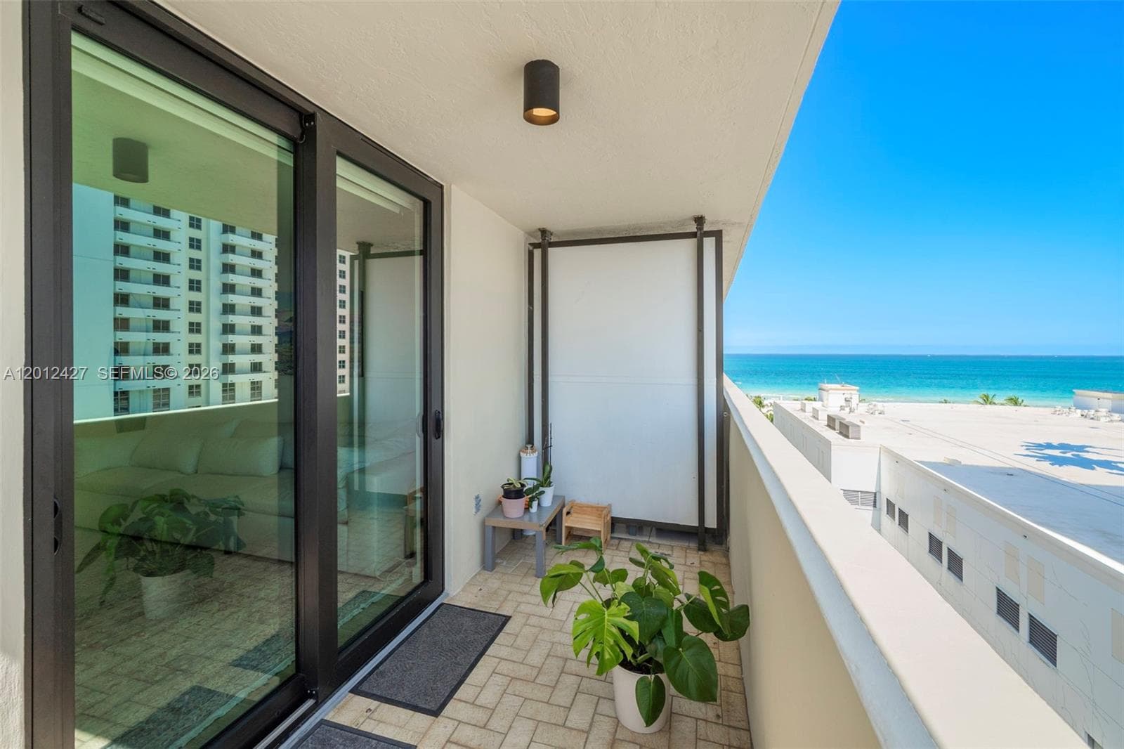 1621 Collins Ave PH1002 photo 17