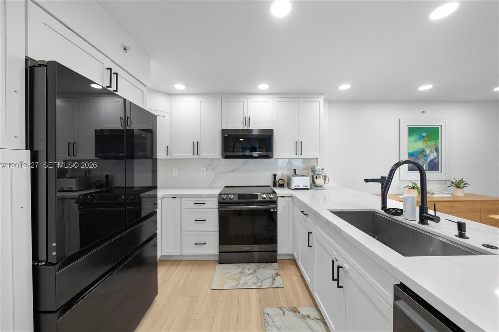 1621 Collins Ave PH1002 photo 5