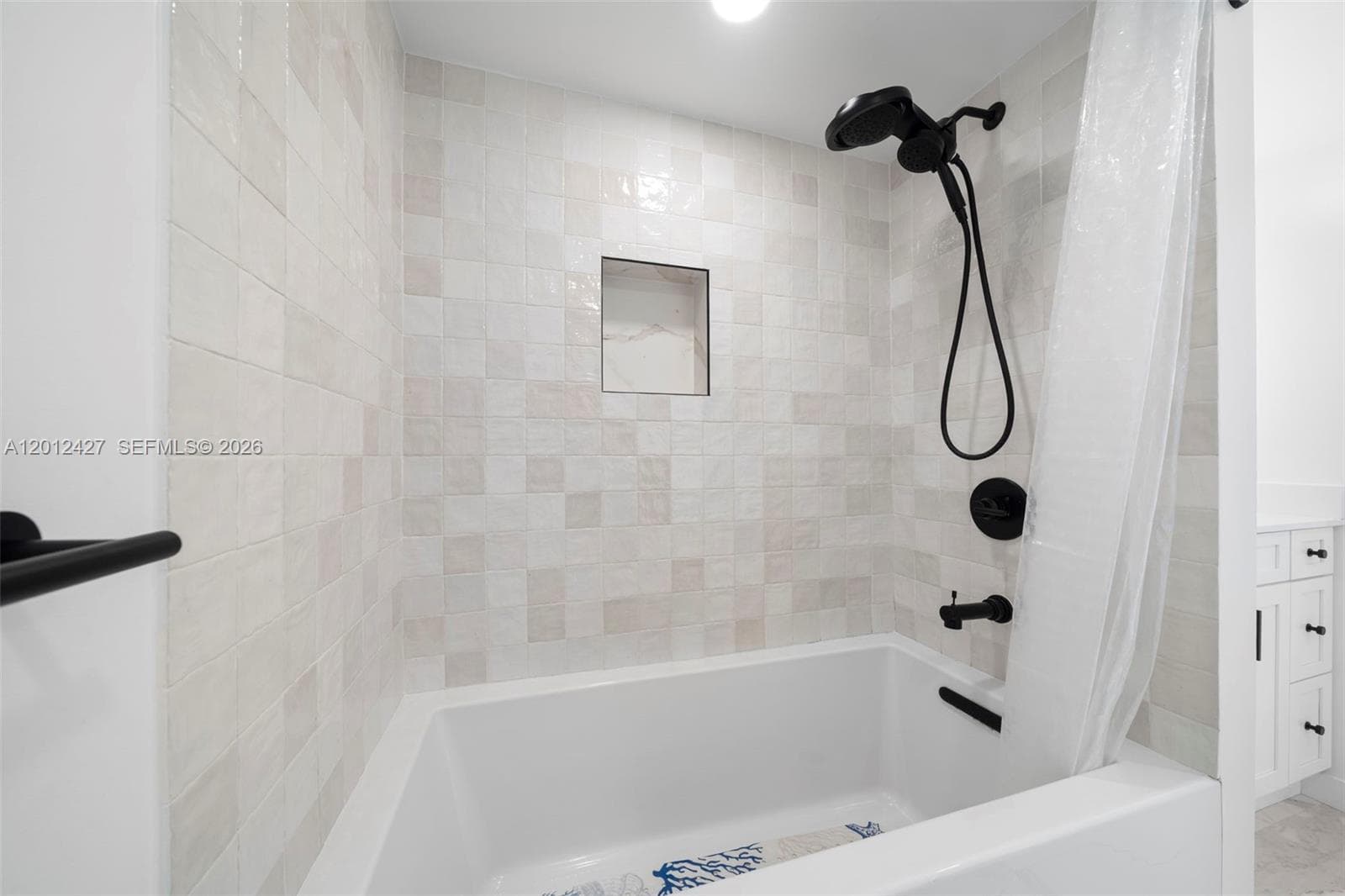 1621 Collins Ave PH1002 photo 10