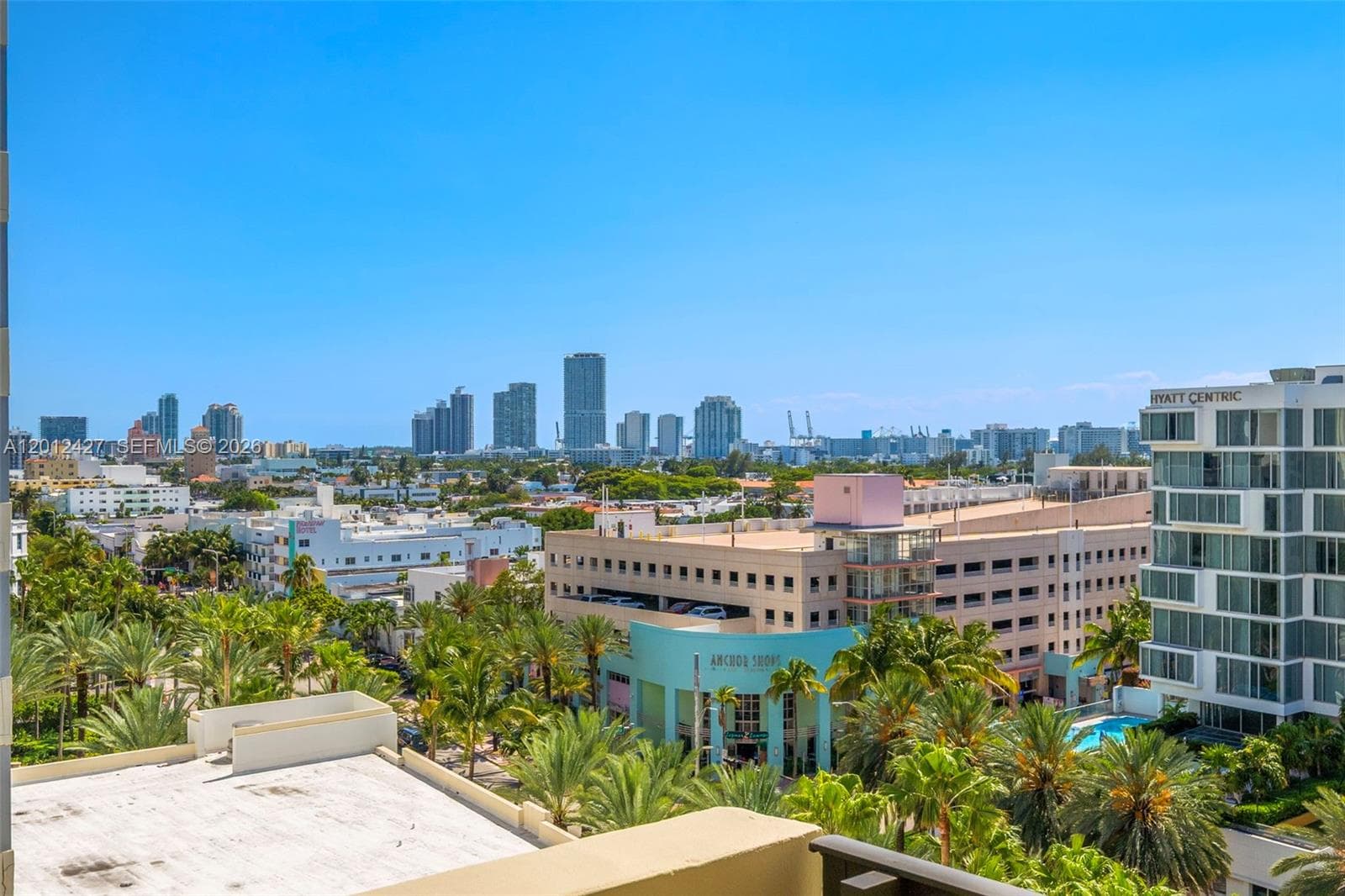 1621 Collins Ave PH1002 photo 19