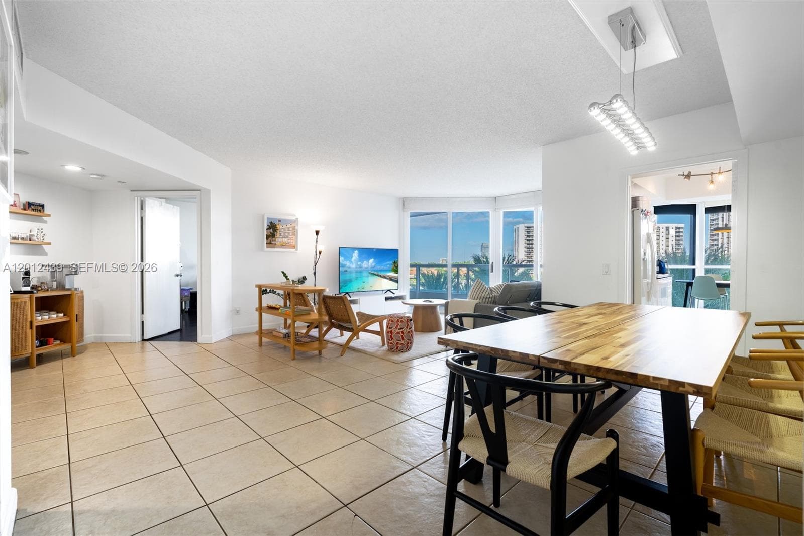 21055 Yacht Club Dr 605 photo 7
