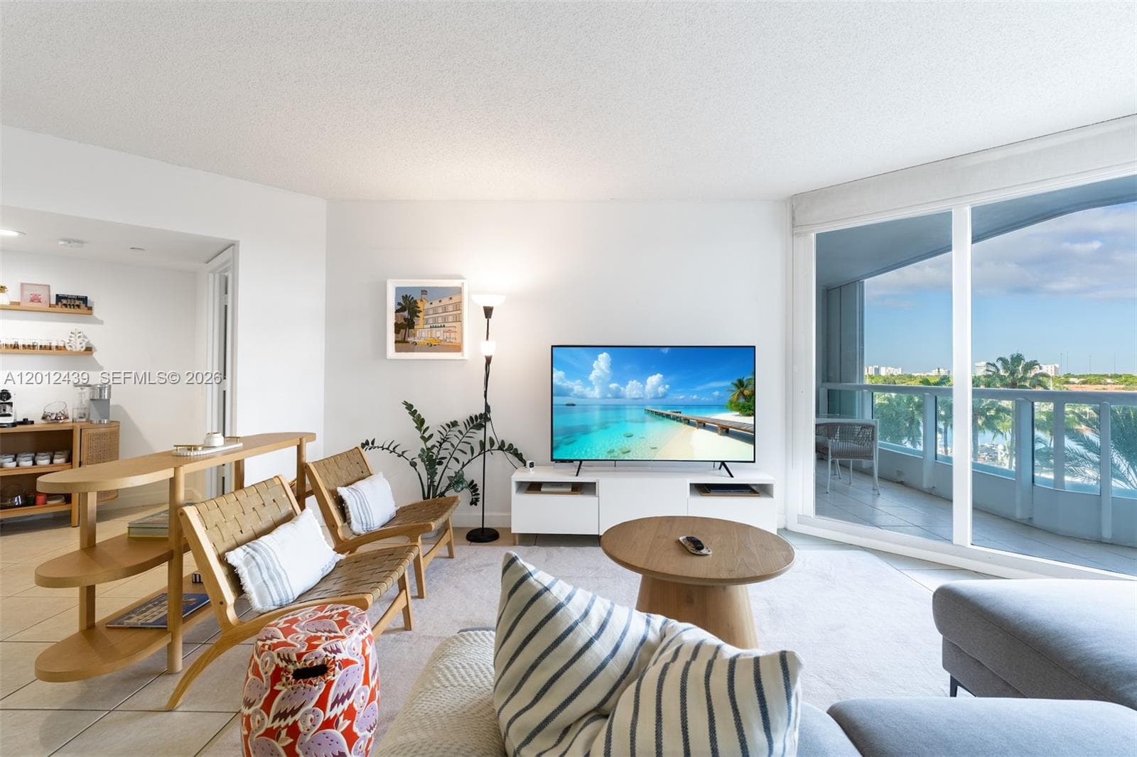 21055 Yacht Club Dr 605 photo 5