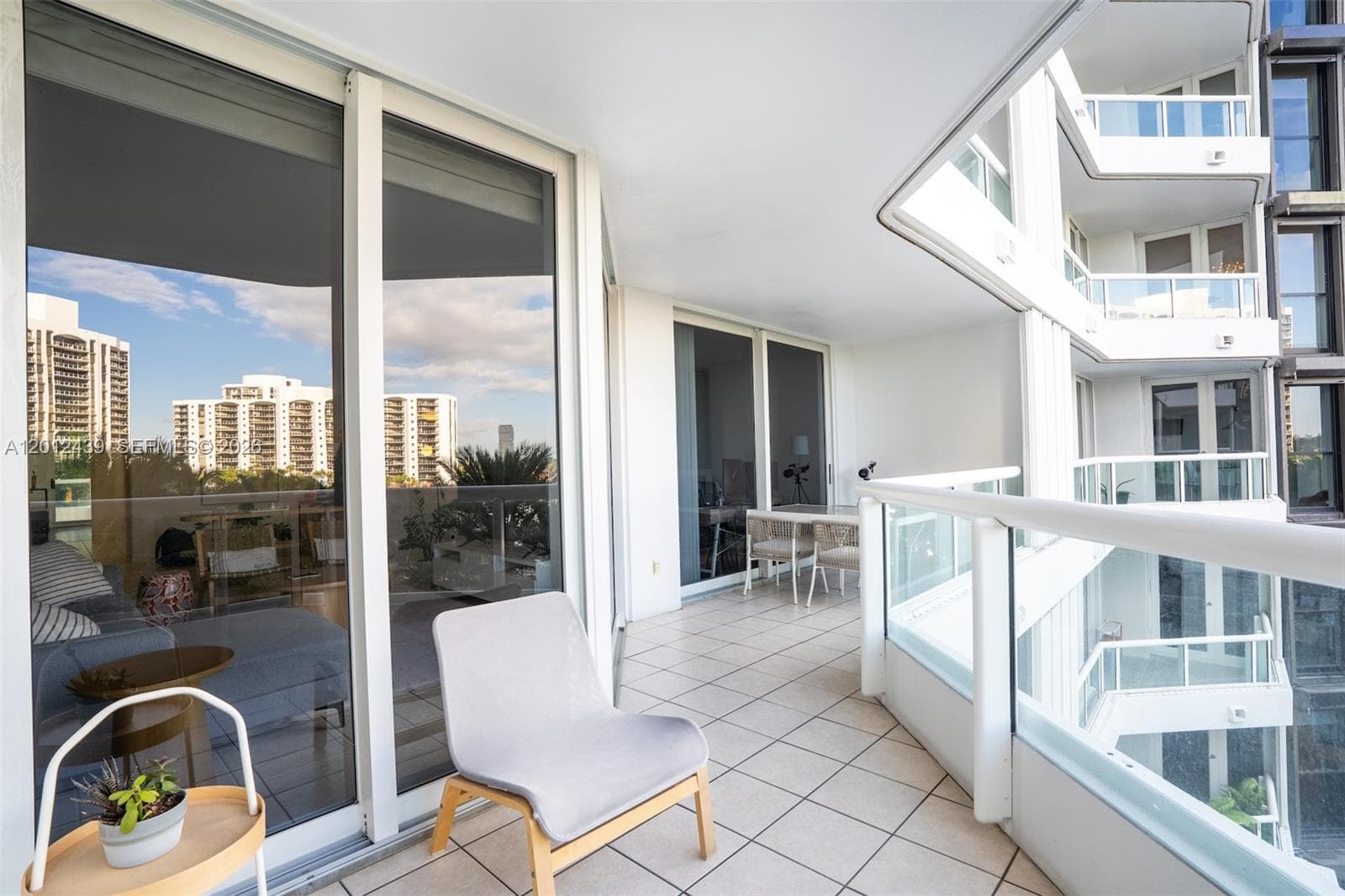 21055 Yacht Club Dr 605 photo 14