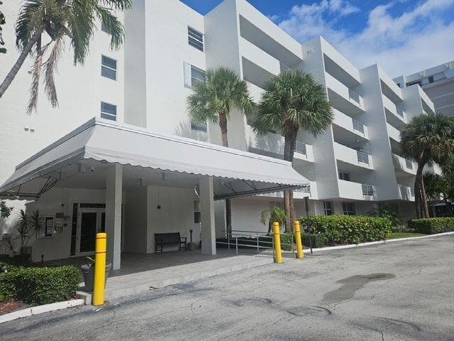 1421 S Ocean Boulevard 412 photo 1