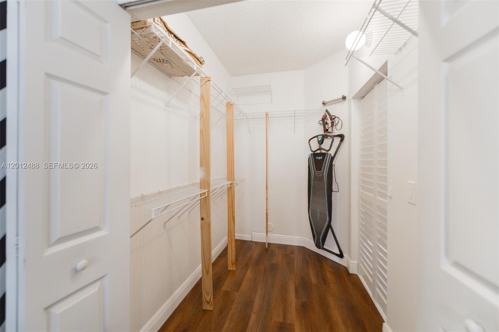 3245 184 St 13101 photo 23