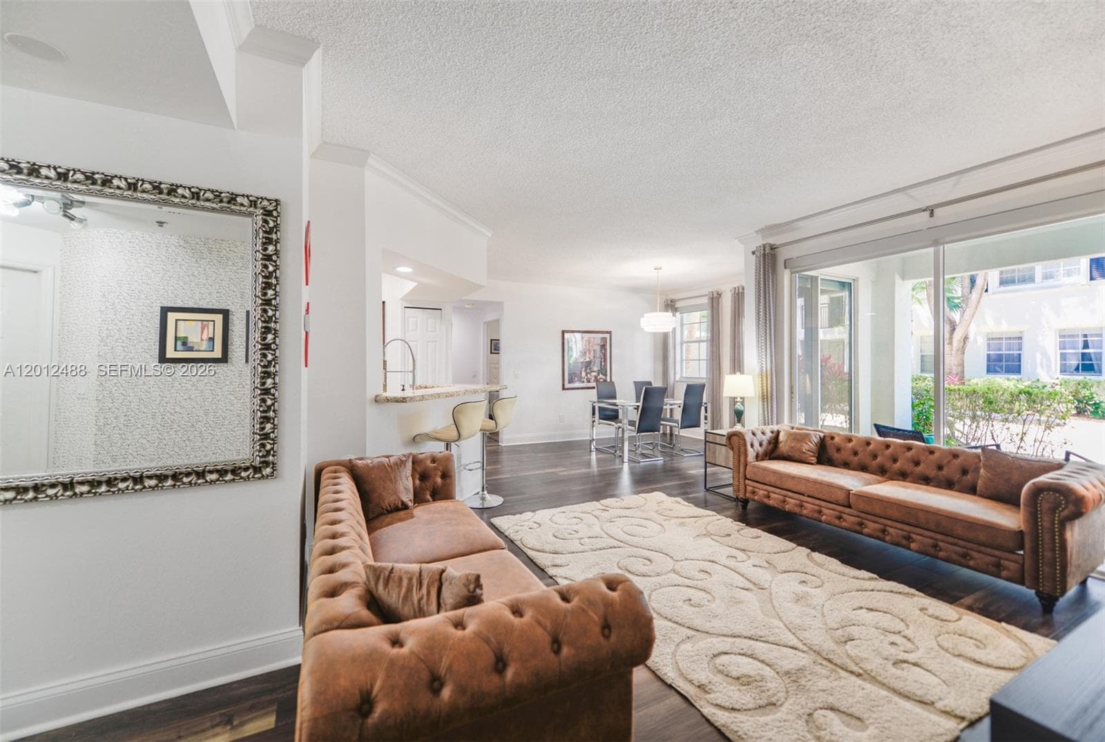 3245 184 St 13101 photo 2