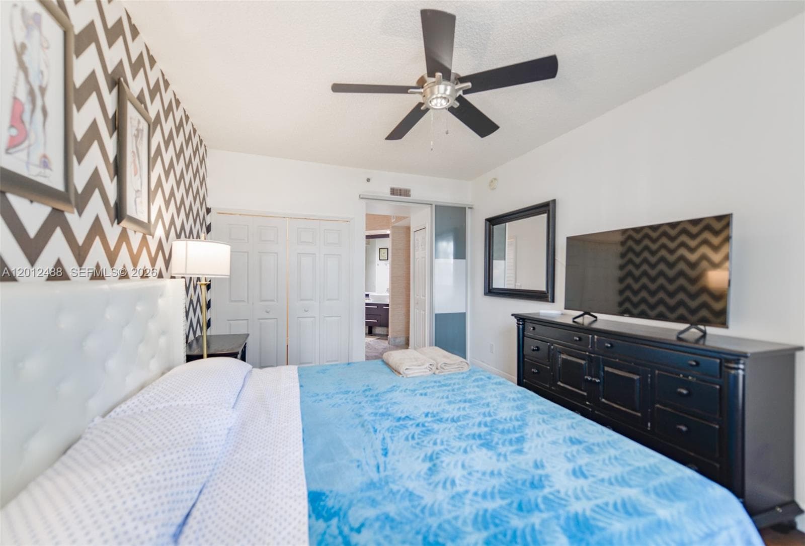 3245 184 St 13101 photo 20