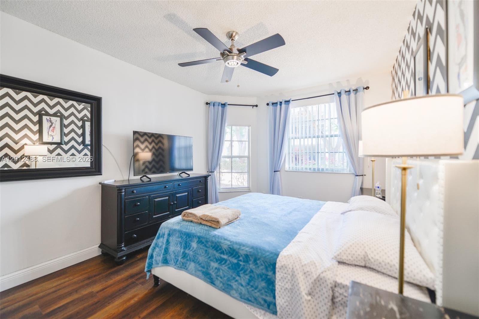 3245 184 St 13101 photo 18