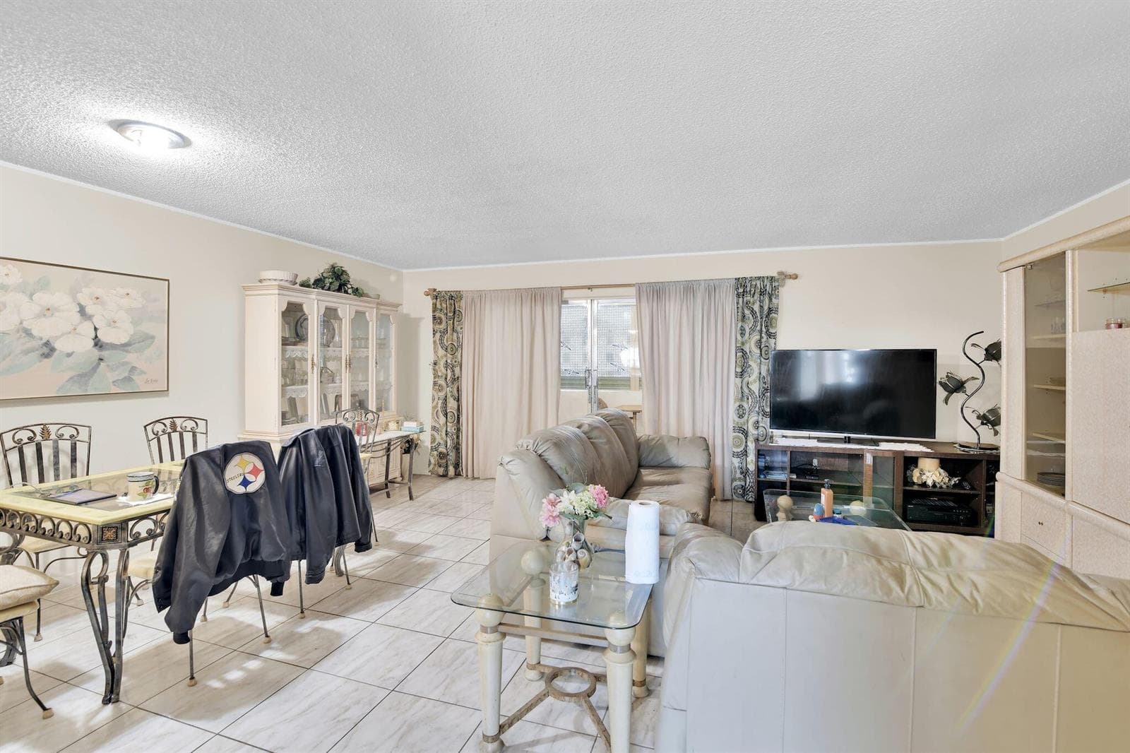 711 Lori Drive 204 photo 7
