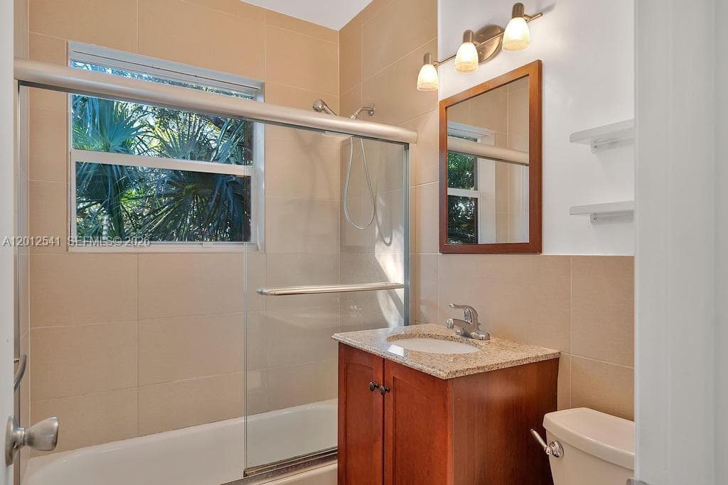 645 77th St 19 photo 17