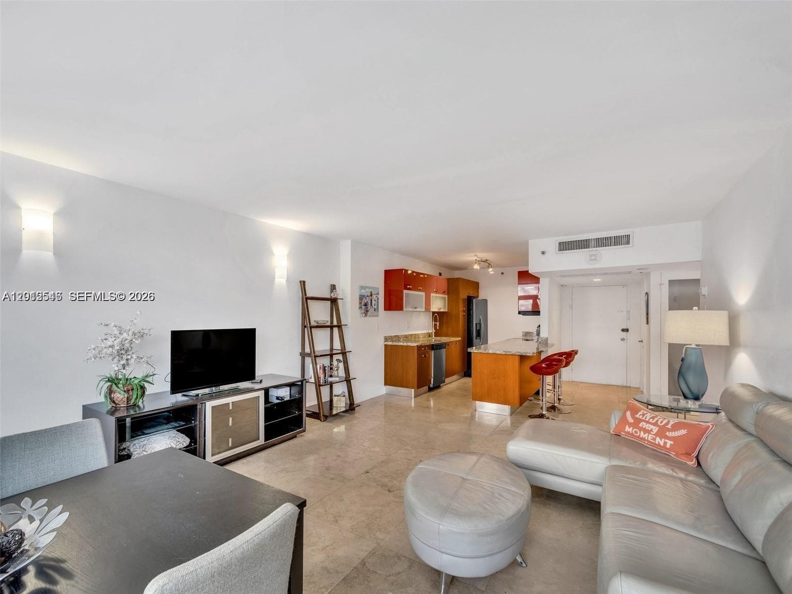 100 Lincoln Rd 308 photo 1