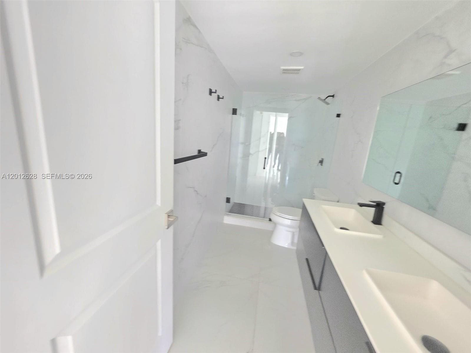 1800 114th St 1101 photo 12