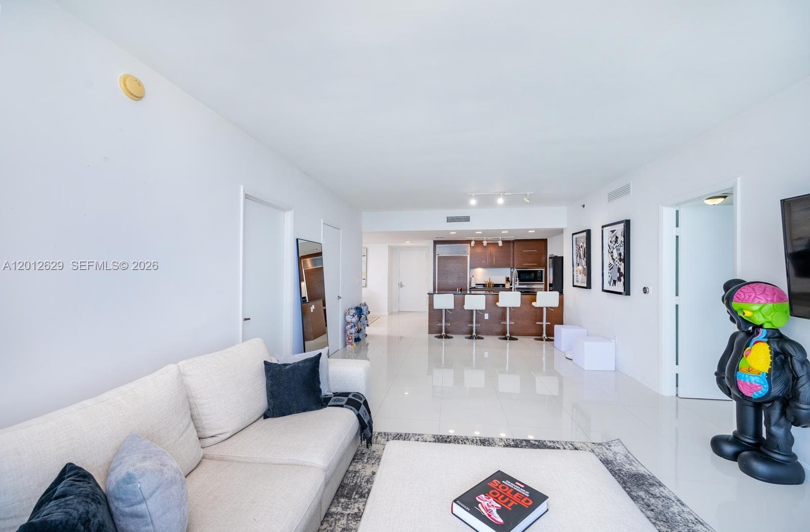 465 Brickell Ave 5305 photo 13