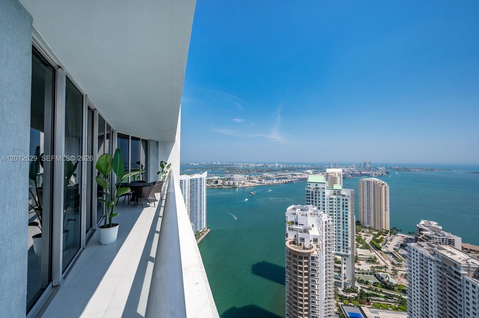 465 Brickell Ave 5305 photo 3