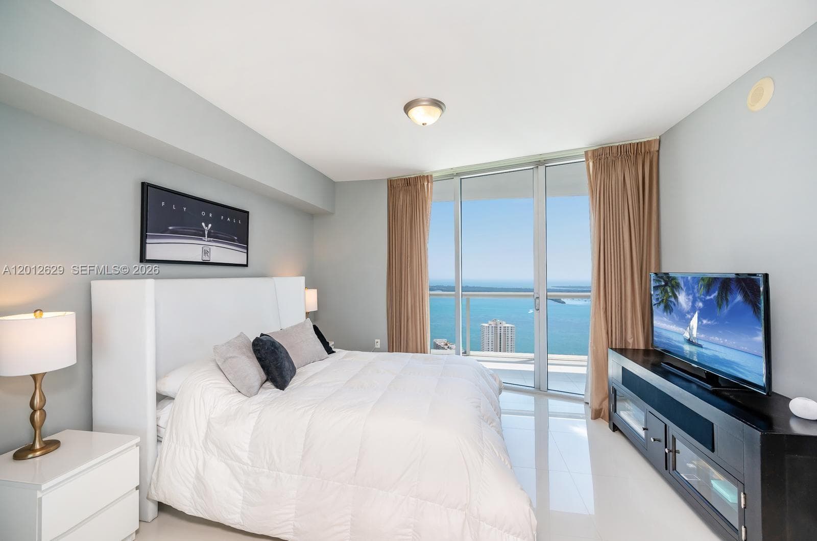 465 Brickell Ave 5305 photo 10