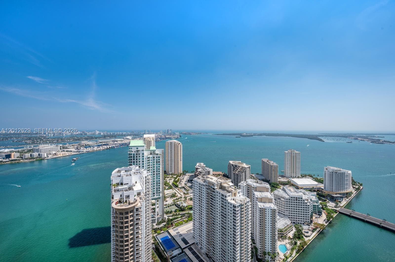 465 Brickell Ave 5305 photo 4