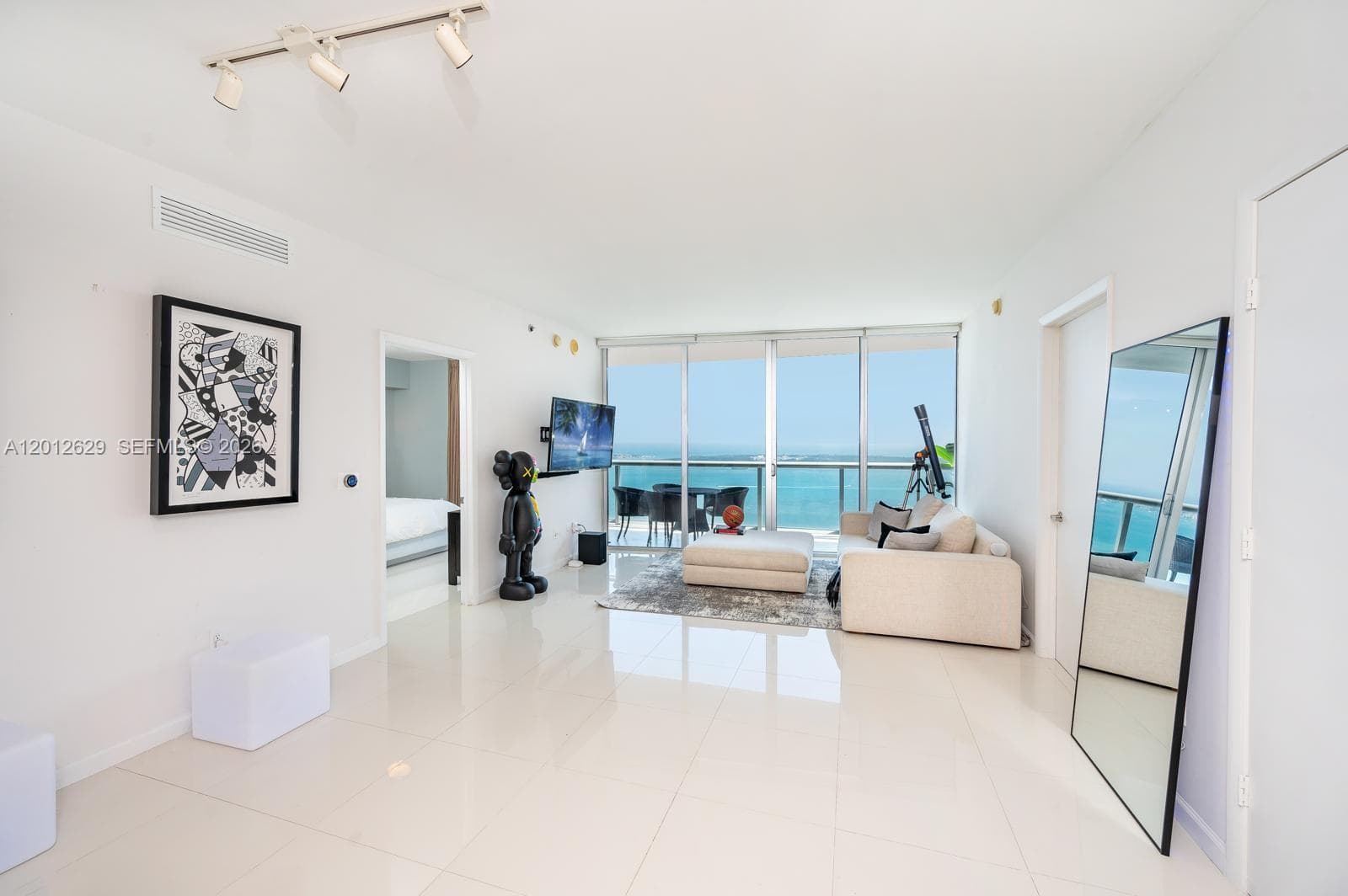 465 Brickell Ave 5305 photo 8