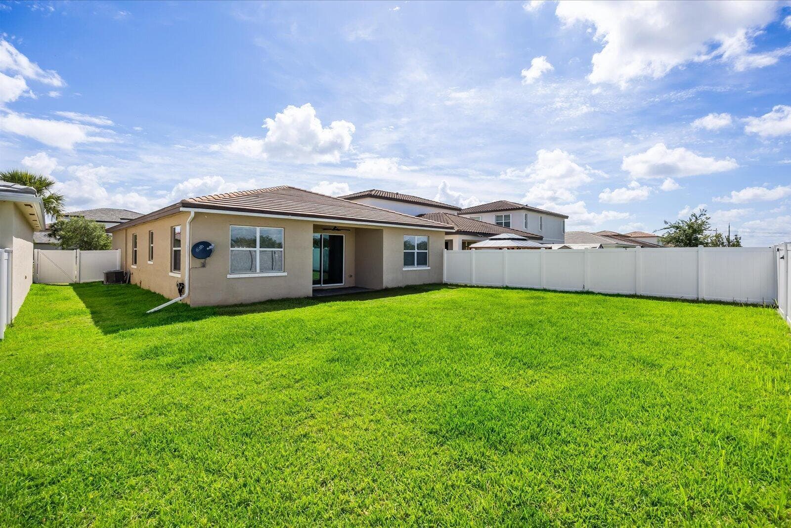 8095 NW Greenbank Circle photo 25
