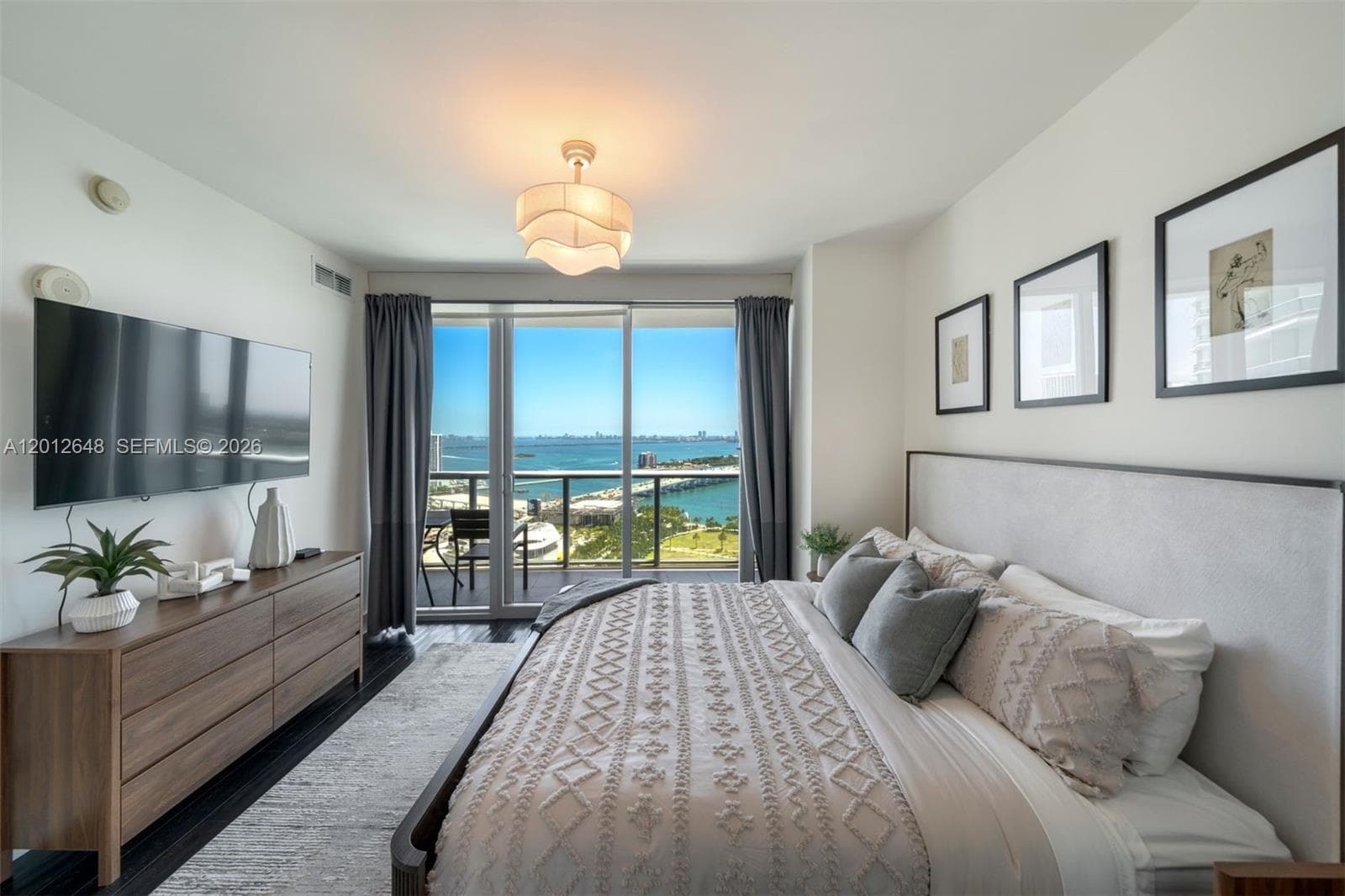 888 Biscayne Blvd 3111 photo 16