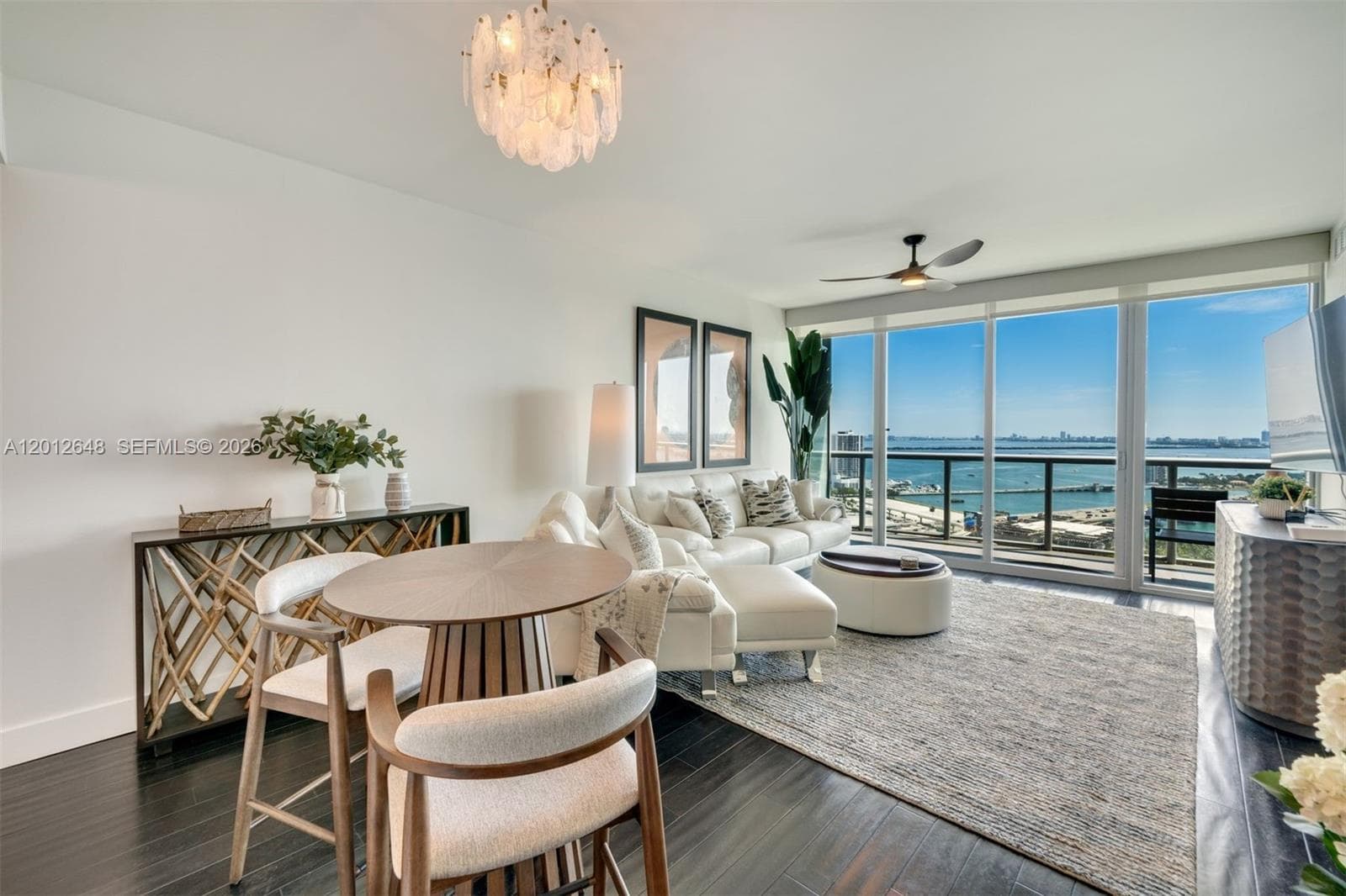 888 Biscayne Blvd 3111 photo 3