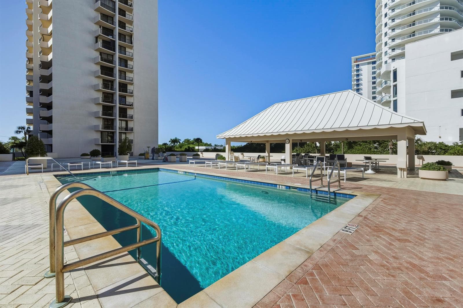 4200 N Ocean Drive 2-405 photo 22