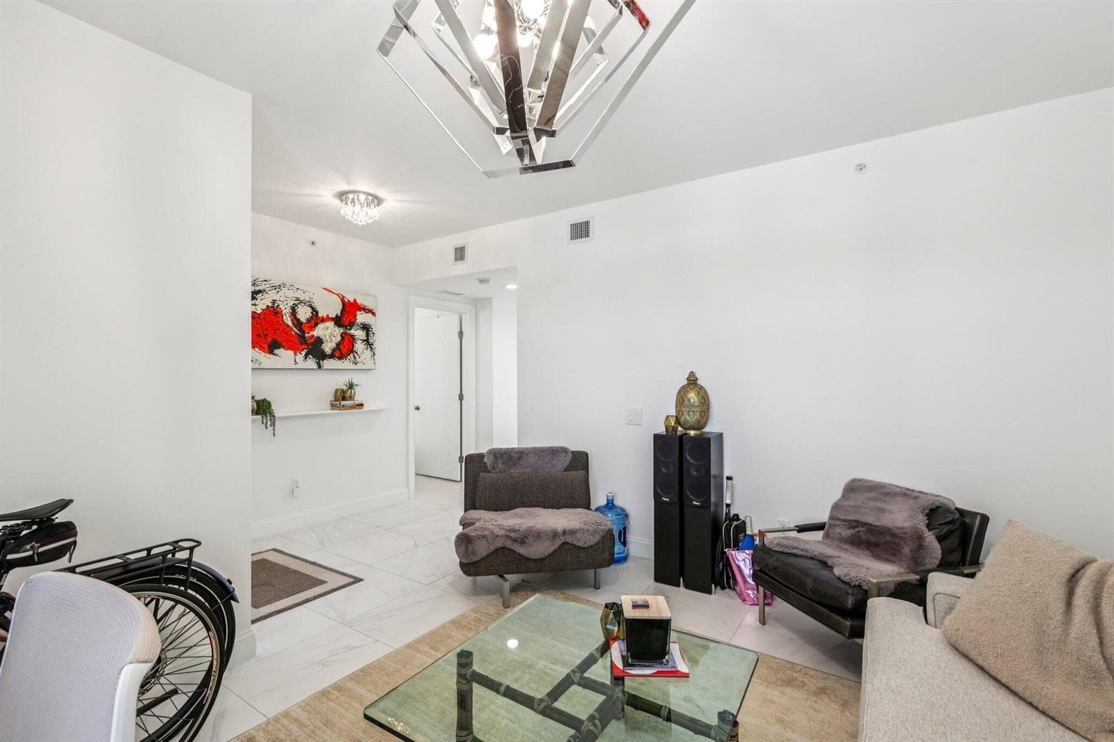 2640 Lake Shore Drive 2008 photo 17