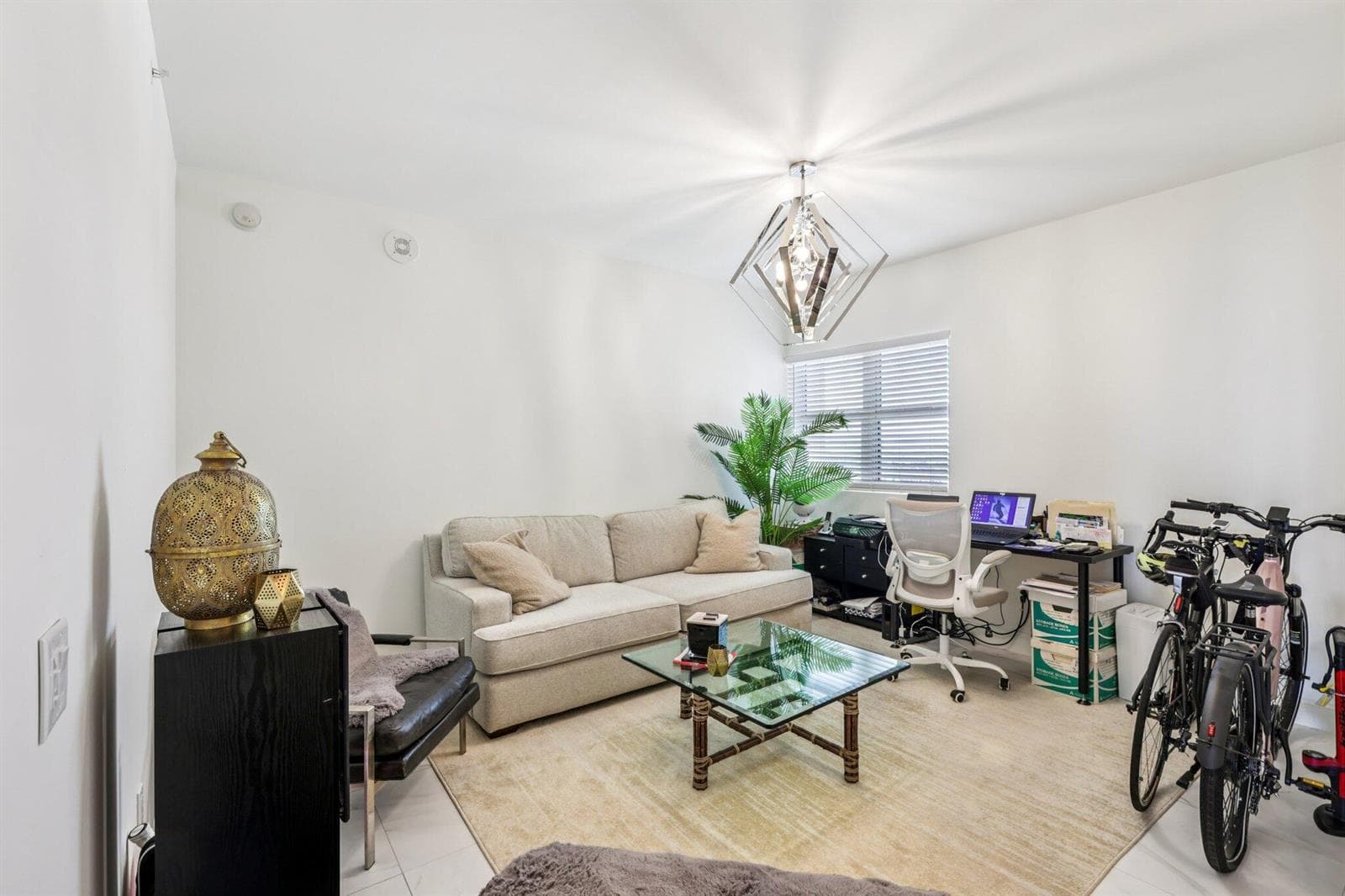 2640 Lake Shore Drive 2008 photo 18