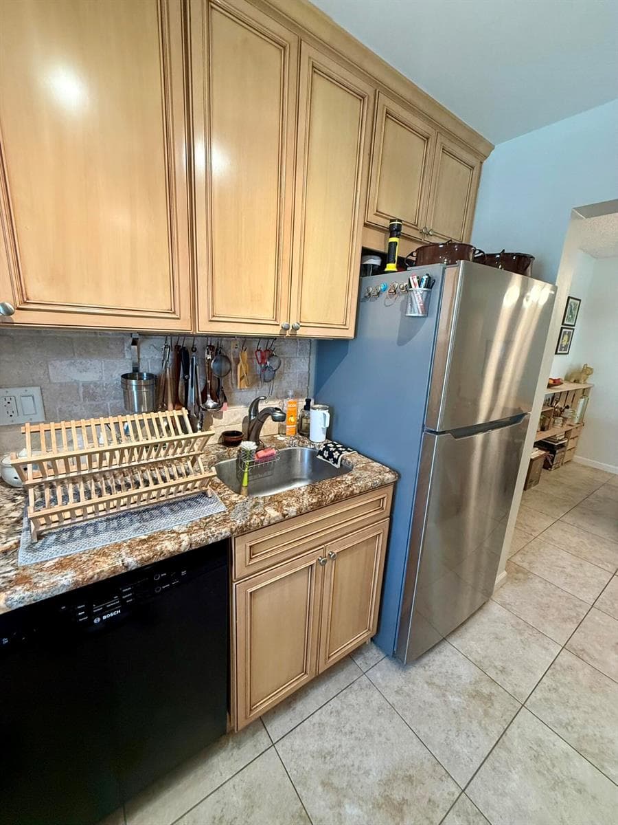 3640 N Ocean Drive 228 photo 13